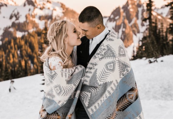 Флисовый плед для свадебной фотосессии