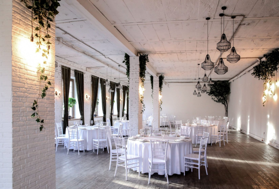 Свадьба в лофте Forest Hall в парке Сокольники