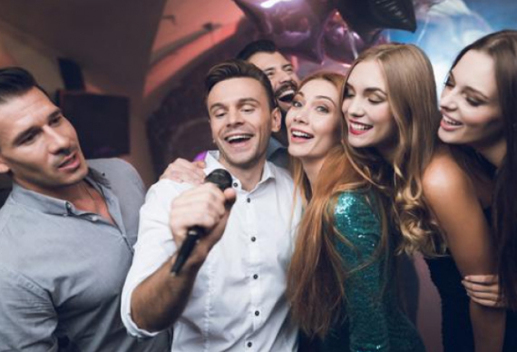 Конкурс озвучки на свадьбе